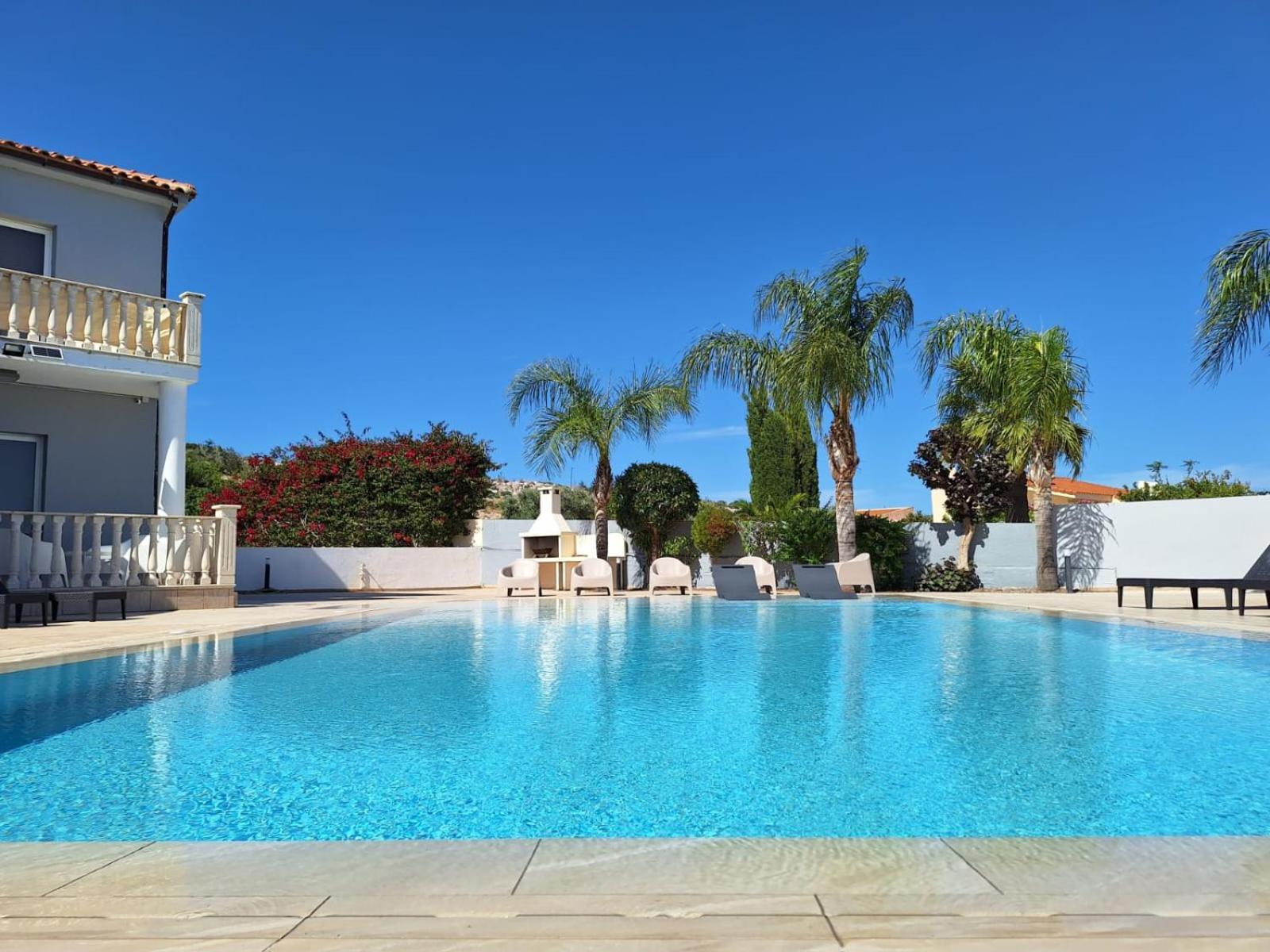 Grand Villa Lynn Seaview Agia Napa Exterior foto